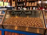 Mostrador de Caracolillo Criollo en Café Wadi